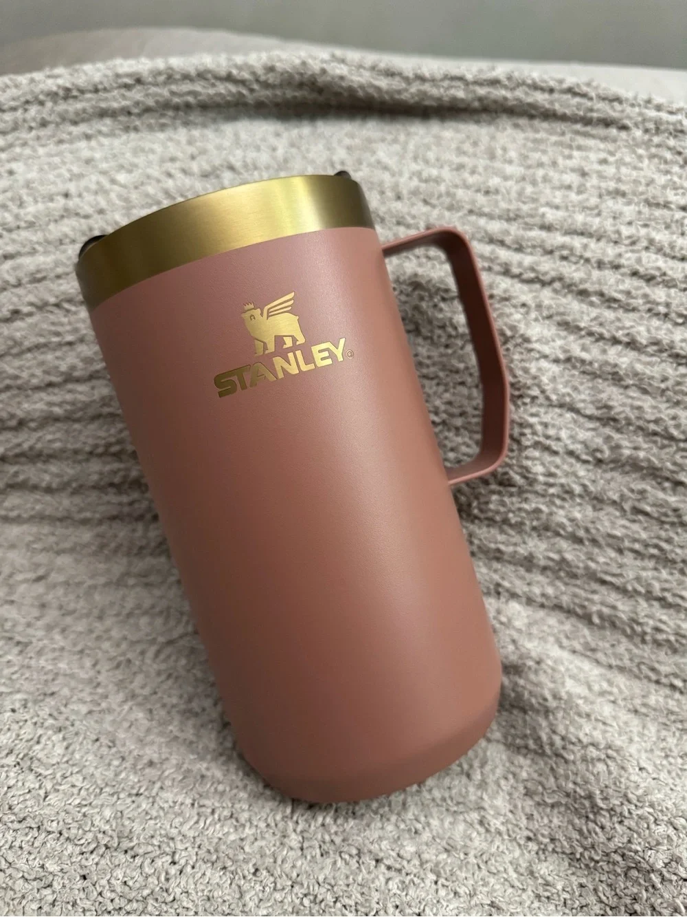NW Stanley “The Stay-Hot Camp-mug” Mocha Latte 24oz - Picture 3 of 6